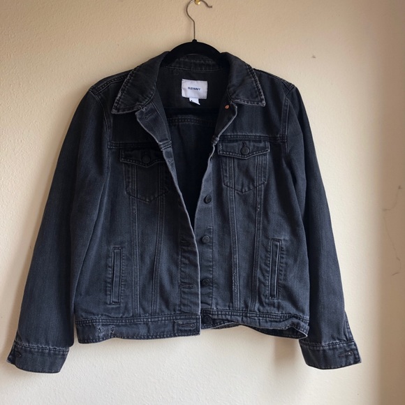 BLACK JEAN JACKET - Picture 1 of 5